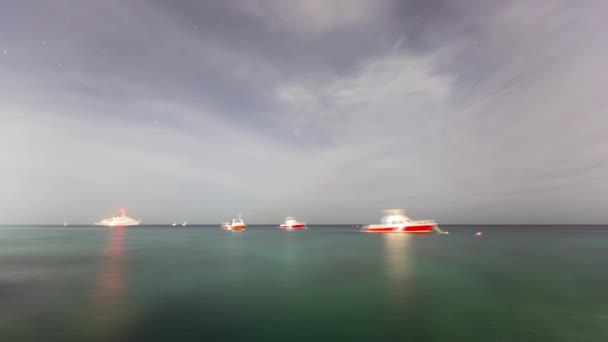 Perahu di malam hari — Stok Video