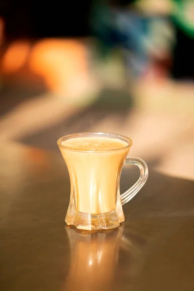 Чашка Чая Горячим Молоком Чай Молоком Регулярный Чай Популярна Пакистане — стоковое фото