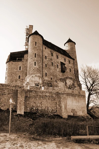 Bobolice slott i sephia, Polen — Stockfoto