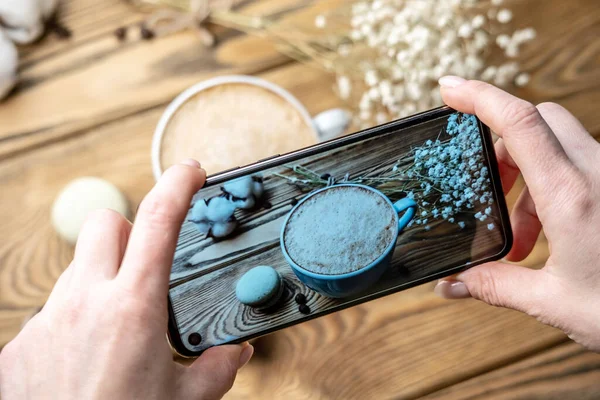 Woman Hands Holding Mobile Phone Taking Photos Breakfast Coffee Macaroons — Stock Photo, Image