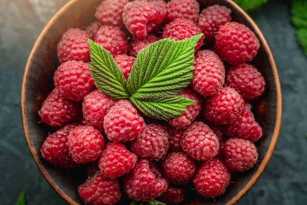Fresh Ripe Juicy Appetizing Raspberries Bowl Black Background Top View — Stock Photo, Image