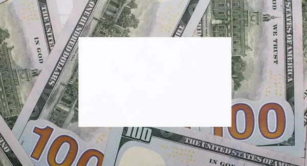 Fondo Los Dólares Americanos Una Tarjeta Blanca Blanco Con Lugar —  Fotos de Stock