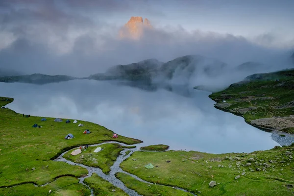 Gentau Sjö Ayous Sjöar Turné Pyrenéerna Nationalpark Pyrenéerna Atlantiques Frankrike — Stockfoto