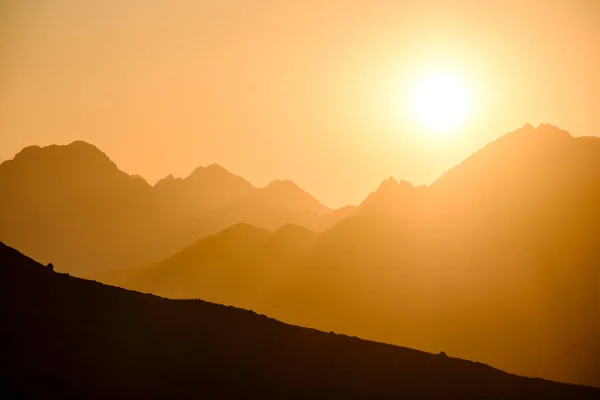 Salida Del Sol Sobre Las Montañas Lago Gentau Recorrido Por — Foto de Stock