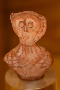 Erkek, seramik, Huesca, İber dönemi, MÖ 350-50 arası, Huesca Müzesi, Aragon Topluluğu, İspanya