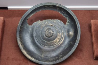 Hispano-Vizigotik su birikintisi, 12. yüzyıl ayinsel kase, Castro tepesi, Visigoth - erken ortaçağ, Valladolid Müzesi, Kastilya ve Leon, İspanya