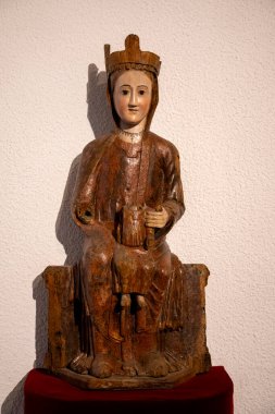 Bakire ve Çocuğun çoklu krom ahşap oyması, 13. yüzyıl, Valladolid Müzesi, Kastilya ve Leon, İspanya