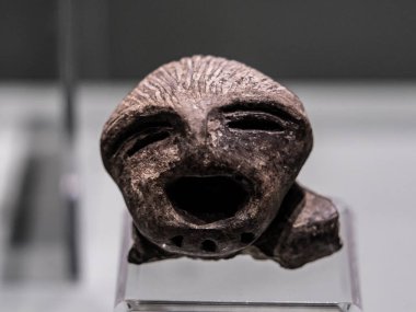 Antropomorfik heykelcik Nevski, (Popovo) Razgrad bölgesi, Chalcolithic, M.Ö. 5. milenyum, Bulgaristan Ulusal Arkeoloji Müzesi, Sofya, Bulgaristan Cumhuriyeti, Avrupa