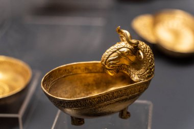 Kase şeklinde kase, Nagyszentmiklos hazinesi, altın, Romanya, Bulgaristan Ulusal Arkeoloji Müzesi, Sofya, Bulgaristan Cumhuriyeti, Avrupa