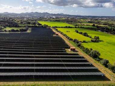 Son Ravanell Fotovoltaik Parkı, Son Talent Kırsal Bölgesi, Manacor, Mallorca, Balearic Adaları, İspanya