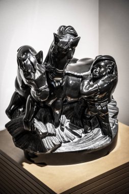 Josep Viladomat, Eugues malland ile Jaumet, 1945 Marquina taşı, Escaldes-Engordany Sanat Merkezi (CAEE), Escaldes-Engordany, Andorra Prensliği