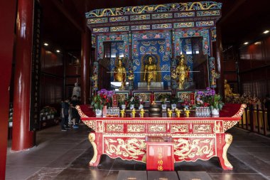 adaklar ve dini Bodhisattva figürleri, Wannian tapınağı ('on bin yılın tapınağı'), Emeishan, Leshan ili, Sichuan, Çin Halk Cumhuriyeti, Asya