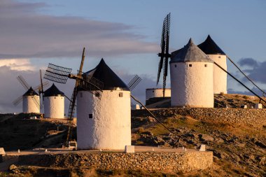 Molinos de Consuegra, cerro Calderico, Consuegra, provincia de Toledo, Castilla-La Mancha, İspanya