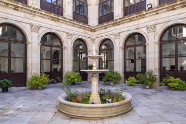 Verandalı manastır, Royal College of Noble Maidens, Toledo, Castilla-La Mancha, İspanya