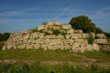Kuzey Naveta. Rafal Rubi 'nin arkeolojik alanı. Minorca. Biyosfer rezervi. Balear Adaları. İspanya