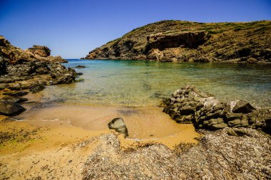 Cala Calderer Sahili, Ferreries, Menorca, Balear Adaları, İspanya, Avrupa