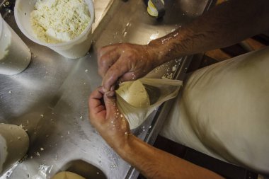 Zanaatkar peyniri Binigarba - Mahon zanaatkar namesi - finca Binigarba, Ciutadella, Menorca, Balear Adaları, İspanya