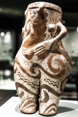 kadın antropomorfik gemi, Neolitik, M.Ö. 6. bin yıl, Bulgaristan Ulusal Arkeoloji Müzesi, Sofya, Bulgaristan Cumhuriyeti, Avrupa