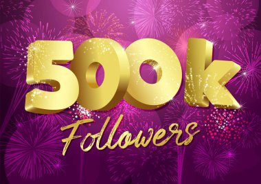 500 bin takipçi yaratıcı konsepte teşekkürler. Parlak şenlik 500.000 kanal beğenisi için teşekkürler. 500.000 abonenin parlayan altın işareti. Üç boyutlu lüks rakamlar. Soyut izole grafik tasarım şablonu.