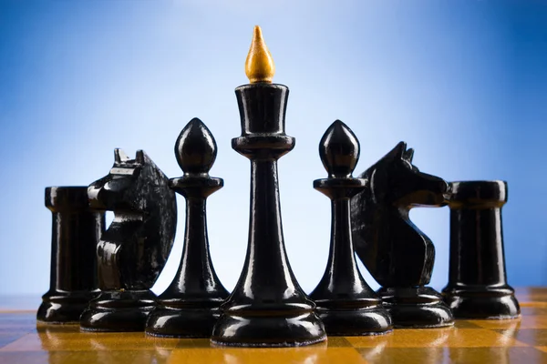 Chess ansikte mot ansikte, steget första. Kopiera utrymme för text — Stockfoto