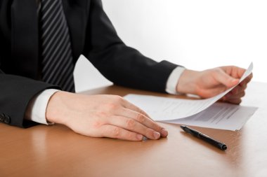Businessmans imza kağıtları ver. Avukat, Emlak, işadamı