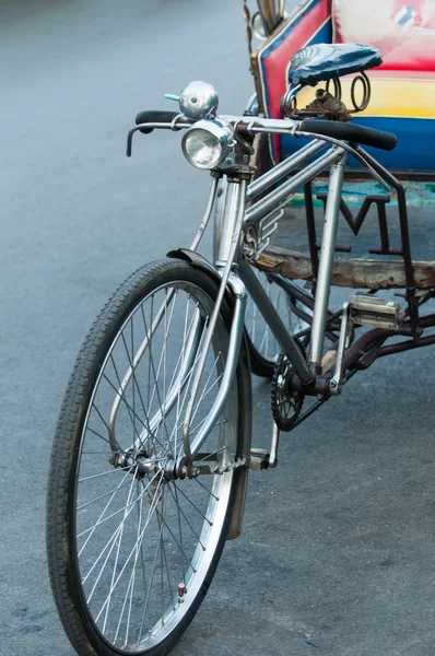 üç tekerlekli bisiklet 