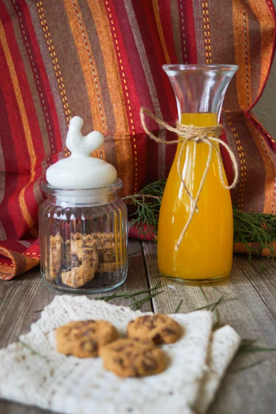 Cookie  with orange juice — Stock Photo, Image