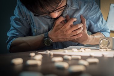 Ne zaman o iş çok hasta, kalp krizi veya kalp yetmezliği tasarımcısı olmak