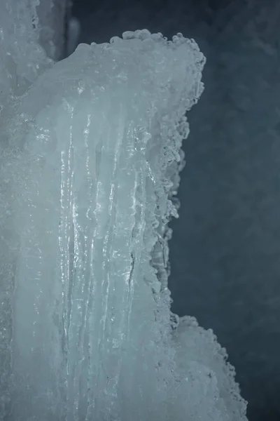 天然冰洞 冷美学 — 图库照片