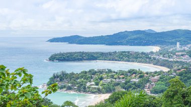 Phuket, Tayland 'daki Karon manzaralı manzara. Tatil konsepti. Metin için boşluk