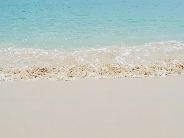 Прекрасна Біла Бульбашка Морської Хвилі Пляжі Пхукеті Таїланд Простір Тексту — стокове фото