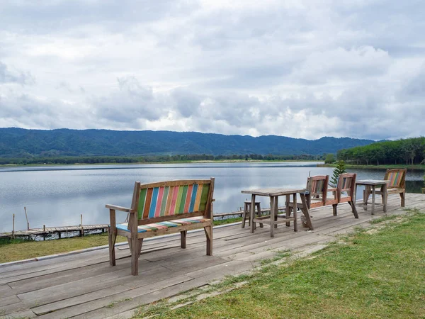Paisaje Panorámico Lago Montañas Norte Tailandia Espacio Para Texto Fondo —  Fotos de Stock