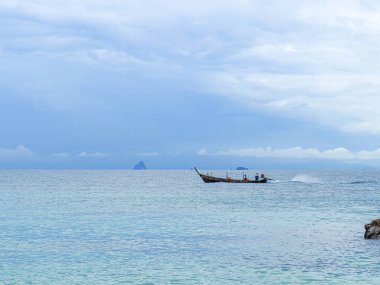 Phuket, Tayland 'daki deniz manzarası. Metin için boşluk