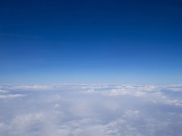 Vista Aérea Céu Vista Através Janela Avião Espaço Para Texto — Fotografia de Stock