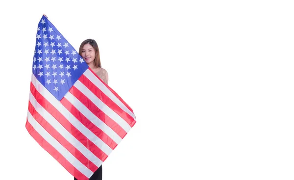 Una Joven Sosteniendo Bandera Americana Con Fondo Blanco Mientras Estaba —  Fotos de Stock