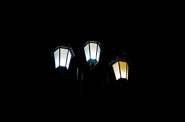 Leuchtendes Elektrisches Licht Der Nacht — Stockfoto