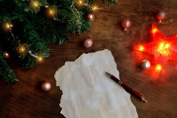 Lista Dei Desideri Capodanno Con Una Penna Sfera Uno Sfondo — Foto Stock