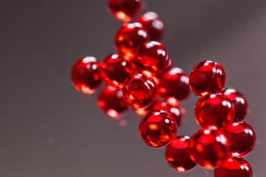 tabletler ve kapsüller saçılma