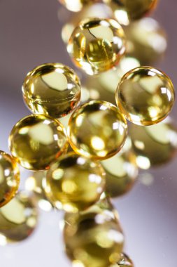 tabletler ve kapsüller saçılma