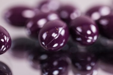 tabletler ve kapsüller saçılma