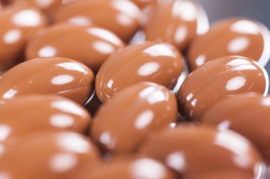 tabletler ve kapsüller saçılma