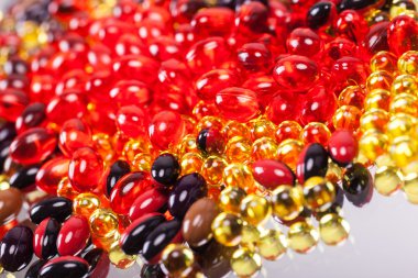 tabletler ve kapsüller saçılma