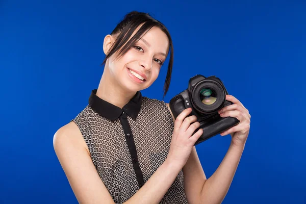 Meisje met camera — Stockfoto