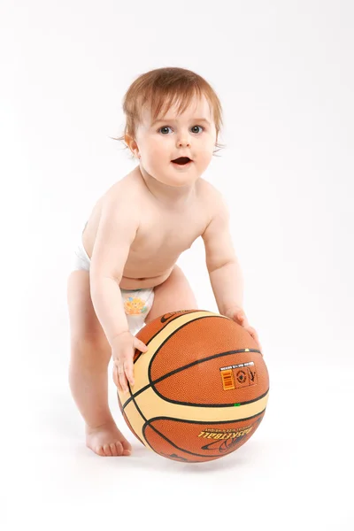 Dziecko z koszykówki — Zdjęcie stockowe