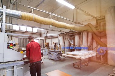 Minsk, Belarus - 17 Kasım 2020: üretim endüstrisi ekipmanları üretim arka planında