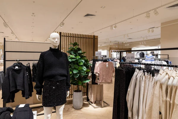 Nový moderní obchod interiér luxus — Stock fotografie