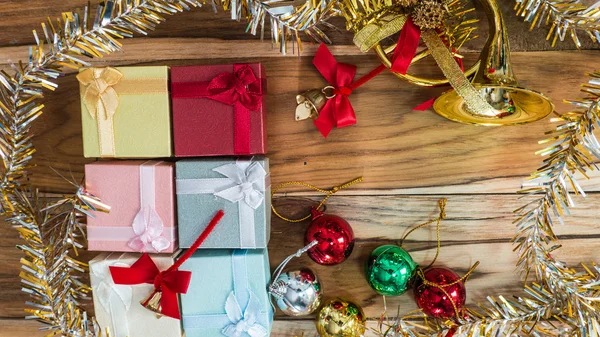 Antecedentes de Navidad y Año Nuevo en madera . — Foto de Stock