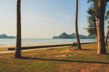 Sahilde, proses renk vintage sesi ile tezgah.