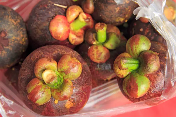 Mangostão Frutas Tropicais Colocado Sobre Mesa — Fotografia de Stock