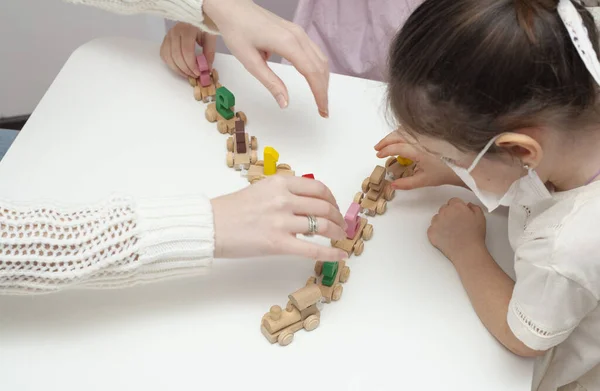 Two Little Girls Play Constructs Kindergarten Little Sisters Play Little — Stock Photo, Image